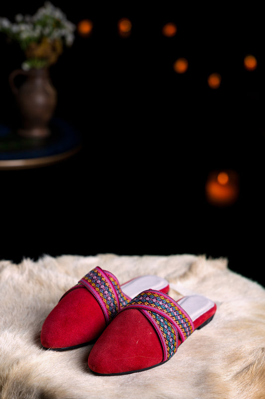 Traditional Court Shoes Red